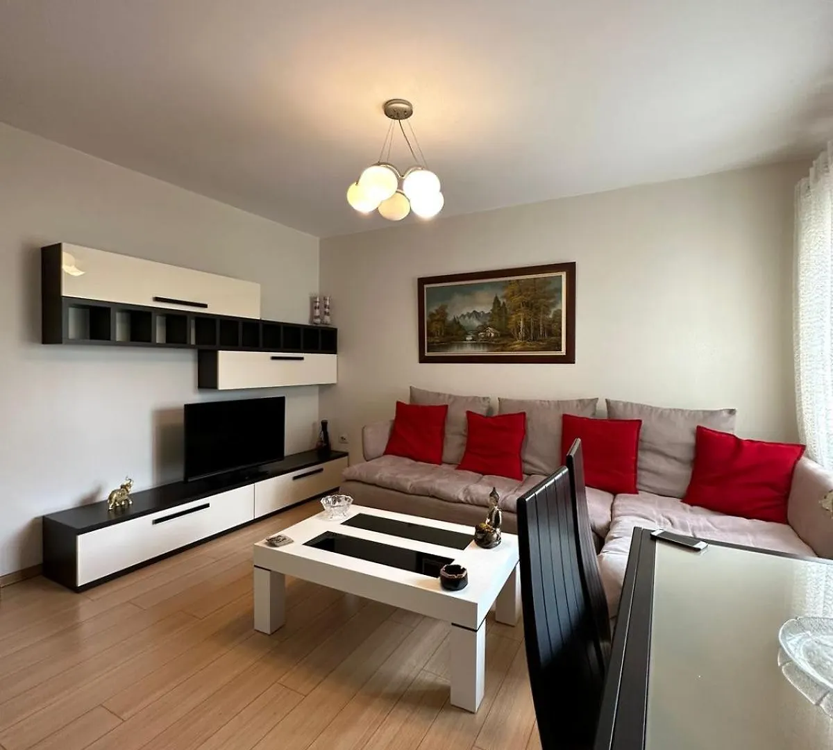 Blloku Family Apartment Tirana